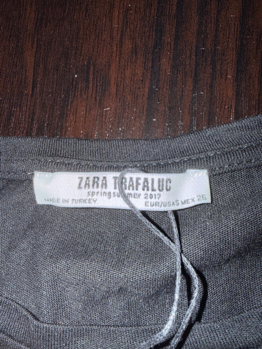 Zara Black Short-Sleeve Tee with Multicolor Floral Embroidery - Picture 4 of 5
